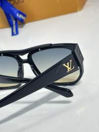 Picture of Louis Vuitton Sunglasses _SKUfw77318164fw